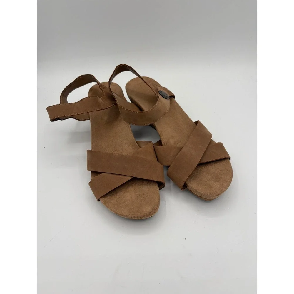 Bjorndal Womens Tan Strappy Wedge Sandals Size 9 Brown Ankle Strap Boho Comfort